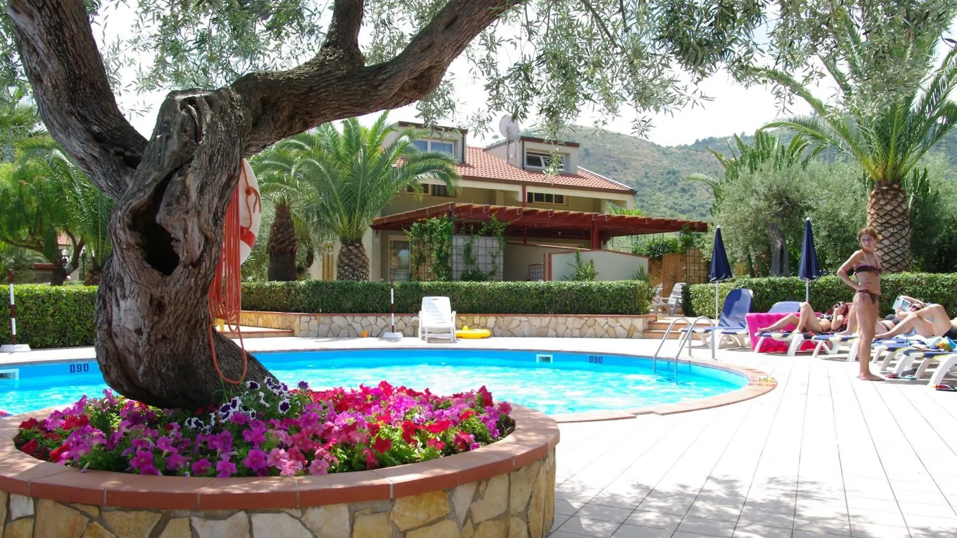 Apartment Residence Fontana Barone Cefalù Italien